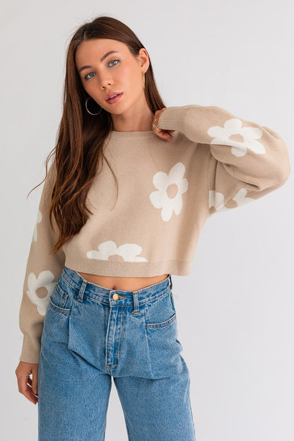 LONG SLEEVE CROP SWEATER WITH DAISY PATTERN